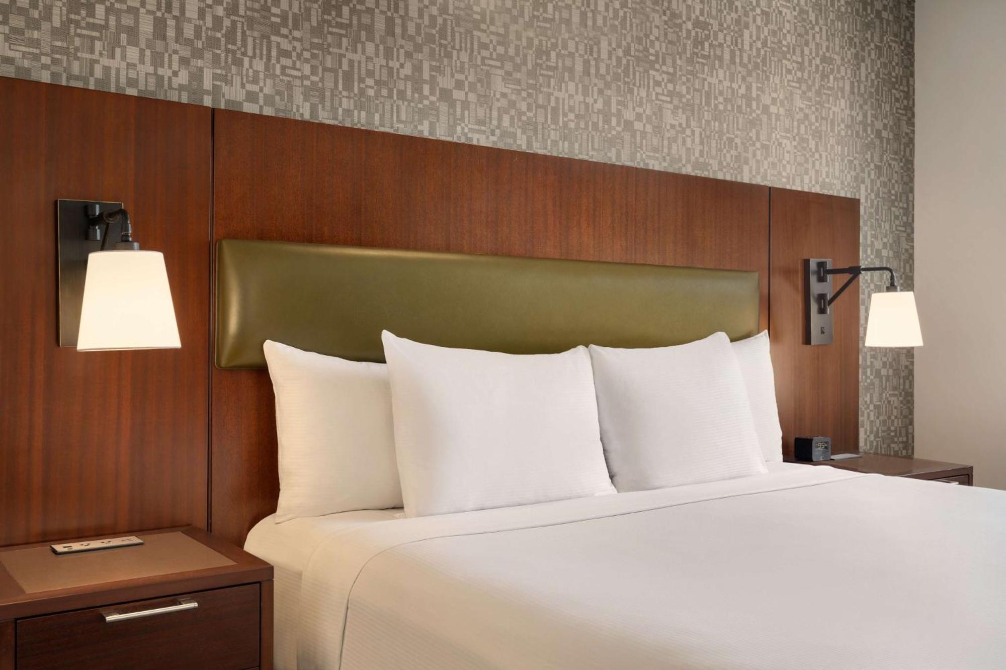 Hotel Doubletree By Hilton New York Downtown Esterno foto