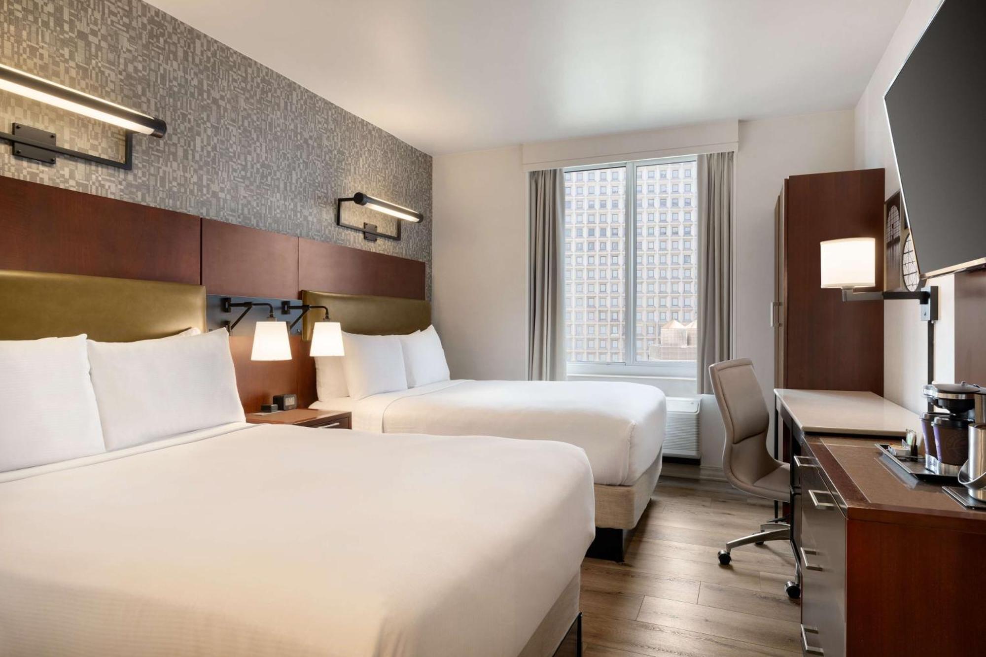 Hotel Doubletree By Hilton New York Downtown Esterno foto