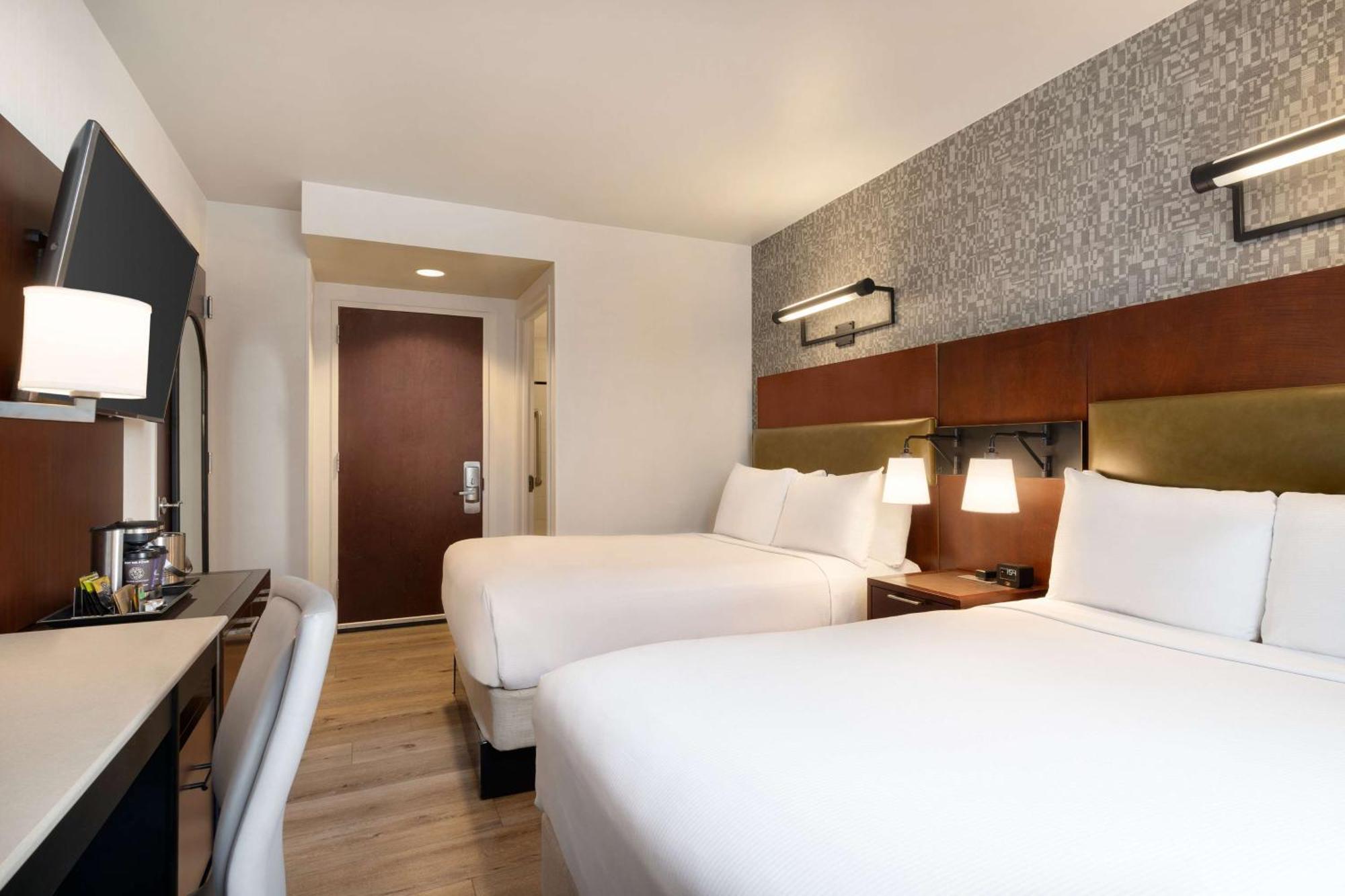 Hotel Doubletree By Hilton New York Downtown Esterno foto