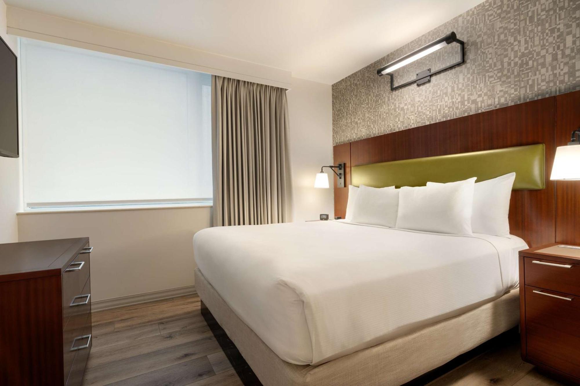 Hotel Doubletree By Hilton New York Downtown Esterno foto