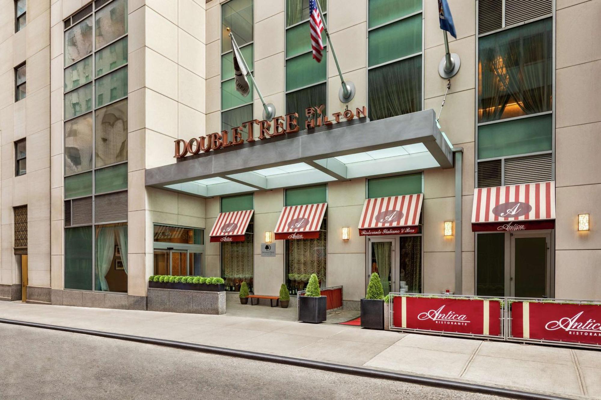 Hotel Doubletree By Hilton New York Downtown Esterno foto
